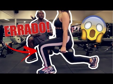 Como fazer o Exercício AFUNDO? Personal ensina como não lesionar seu joelho!